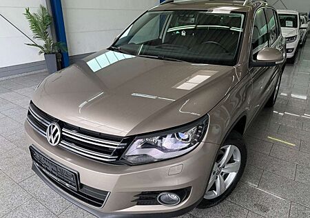 VW Tiguan Volkswagen 1.4 TSI*SPORT&STYLE*BI-XEN*SHZ*AHK*DYNAUD