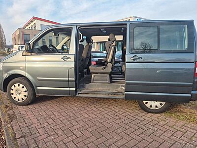 Volkswagen T5 Multivan T5 Bus Multivan Comfortline 2.5 TDI 7 Sitze