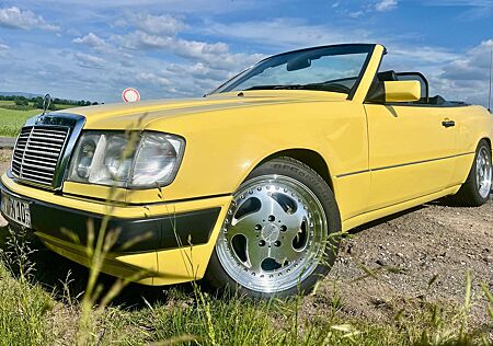 Mercedes-Benz 300 CE-24