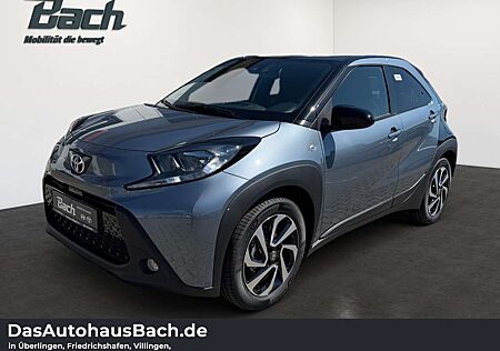 Toyota Aygo (X) 1.0 l Teamplayer 5 M/T