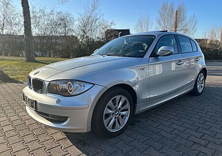 BMW 116i 116 Baureihe 1 Lim. *NAVI*SCHIEBEDACH*