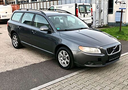 Volvo V70 gebraucht kaufen Volvo V70 2.4 Diesel D5 Kombi Momentum