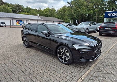 Volvo V60 Kombi Plus Dark Recharge Plug-In Hybrid AWD