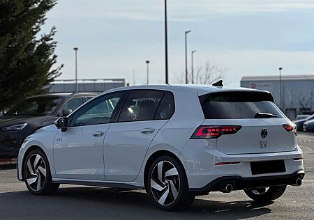 VW Golf GTI Volkswagen Golf 2.0 GTI DSG 300ps