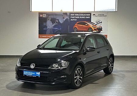 VW Golf Volkswagen VII 2.0 TDI Cup PANO+NAV+RFK+SHZ+GRA