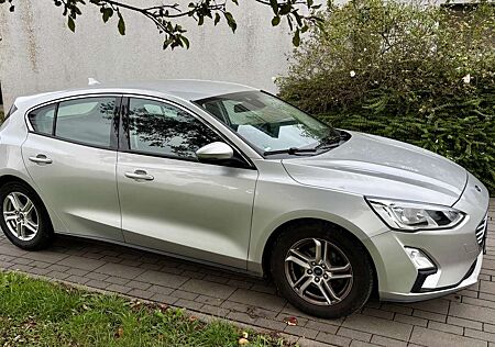 Ford Focus Cool & Connect