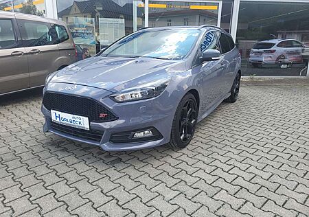 Ford Focus Turnier/ST