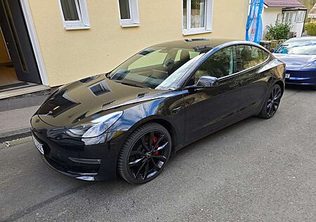Tesla Model 3 Allrad- Performance