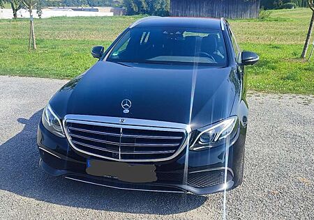 Mercedes-Benz E 400 d 4Matic T 9G-TRONIC Exclusive