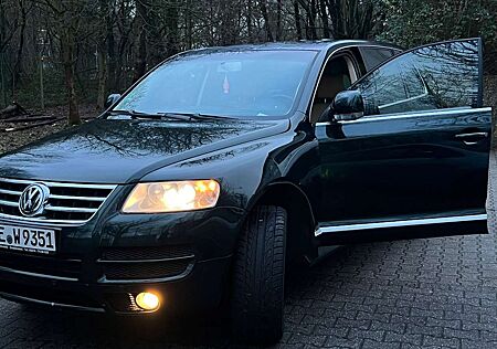 VW Touareg Volkswagen 3.0 V6 TDI DPF Automatik Individual