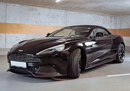Aston Martin Vanquish Volante