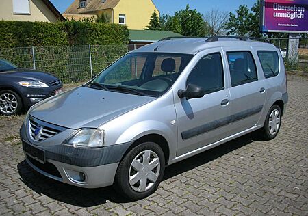 Dacia Logan Laureate -1.HAND/SCHECKHEFT-