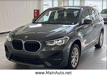 BMW X1 sDrive 18d Autom./CAM/Panorama/LED/NAVI/Alarm