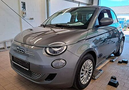 Fiat 500E 320 Km Reichweite Navi - Klimaautomatik