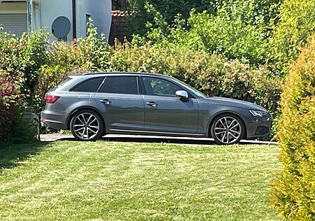 Audi S4 A4 Avant Diesel Avant TDI tiptronic