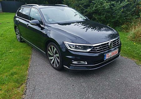 VW Passat Variant Volkswagen Highline 4Motion/2xR-Line/Voll