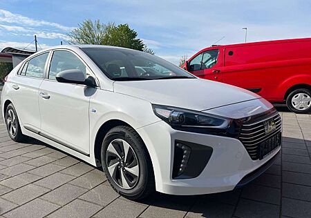 Hyundai Ioniq Style Hybrid /Navi /Bi-Xen.
