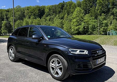 Audi Q5 2.0 TDI quattro S tronic sport