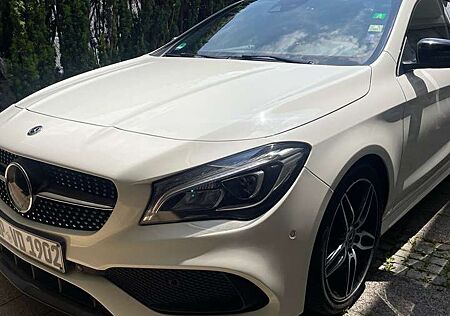 Mercedes-Benz CLA 220 Shooting Brake d 4Matic 7G-DCT AMG Line