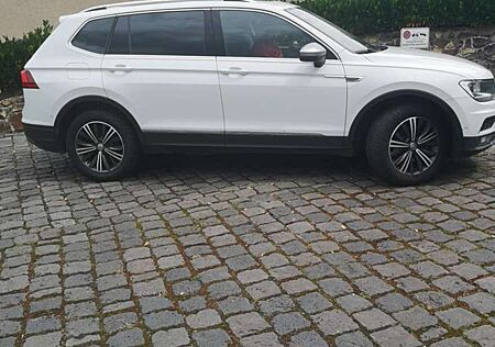 VW Tiguan Allspace Volkswagen 2.0 TDI SCR 4Motion DSG Comfortlin