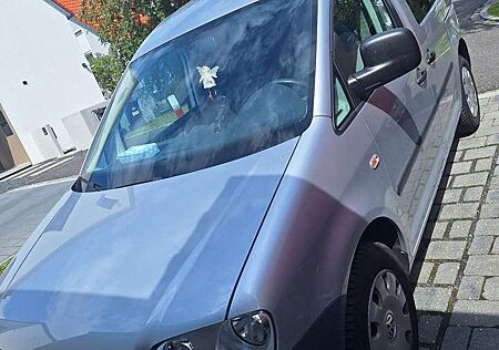 VW Caddy Volkswagen 1.6 Life Style (5-Si.) ,Rollstuhlumbau