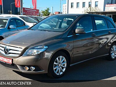 Mercedes-Benz B 180 BlueEF.Automatik*Navi*Leder*Tempo