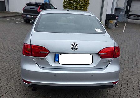 VW Jetta Volkswagen 1.2 TSI BlueMotion Technology Trendline