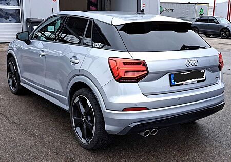 Audi Q2 Sport 40 TFSI quattro S-tronic 190 PS