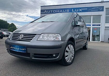 VW Sharan Volkswagen Trendline 1.9/7Sitzer/TÜV NEU