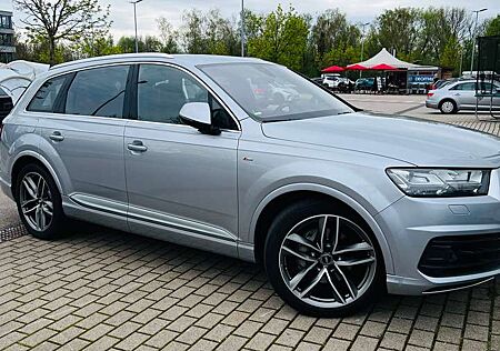 Audi Q7 3.0 TDI quattro tiptronic