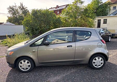 Mitsubishi Colt 1.1 75PS ~Klima ~TüV bis 04/2028 !