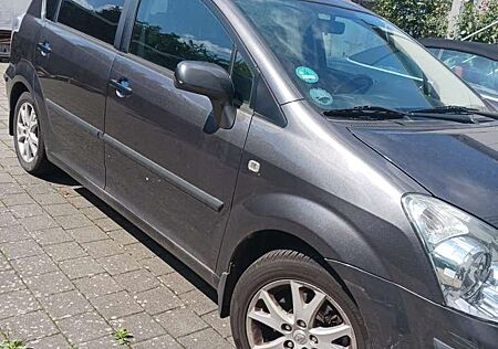 Toyota Corolla Verso 1.8 Multi-Mode Team