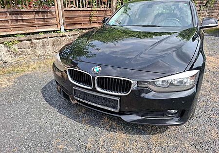 BMW 318d 318 Modern Line M - Lenkrad Navi !!