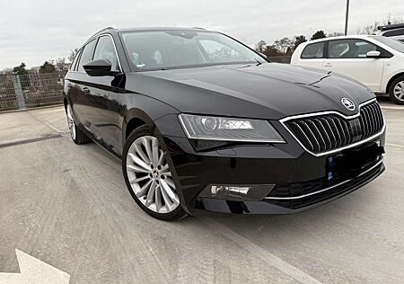 Skoda Superb Combi 2.0 TDI DSG Ambition