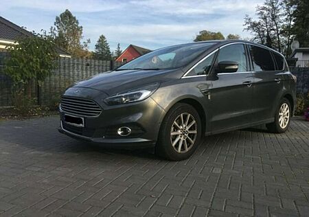 Ford S-Max 2.0 TDCi Titanium