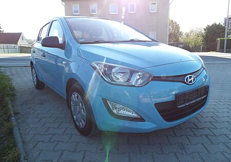 Hyundai i20 Classic Klima Radio HU AU Neu
