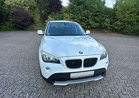 BMW X1 20 d xDrive*ALLRAD*KLIMATRONIC*AHK*PDC*ALU