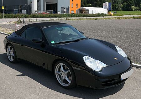Porsche 996 911 Carrera 4 Cabrio