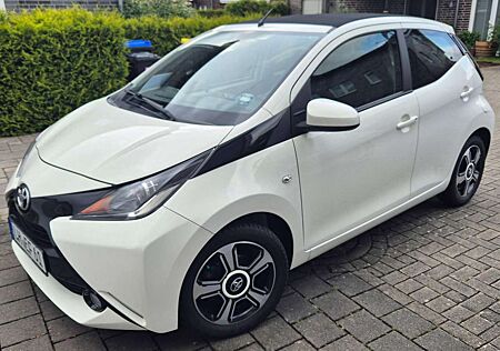 Toyota Aygo Aygo x-wave