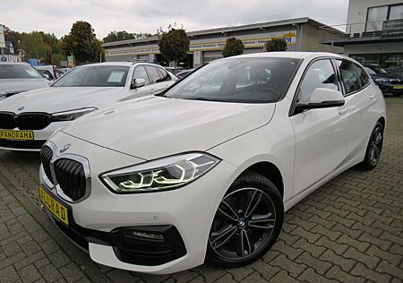 BMW 120 dA xDrive Sport Line *1.HAND *AHK *VOLL-LED