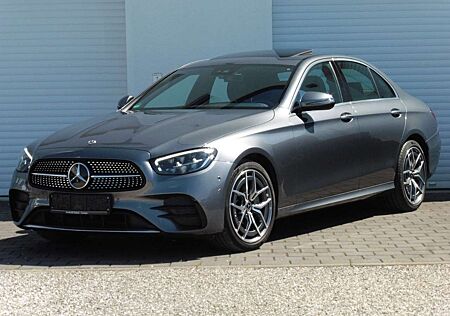 Mercedes-Benz E 300 d 4MATIC AMG Line WIDE LED SHD Navi AHK 19