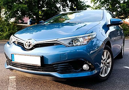 Toyota Auris 1.2 Turbo Touring Sports Design Edition
