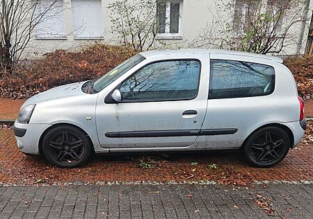 Renault Clio 1.2 16V Confort Authentique