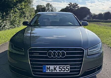 Audi A8 3.0 TFSI 333 Ps quattro tiptronic Langversion