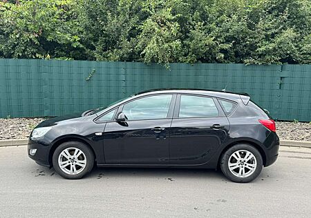 Opel Astra 5-Türer 1.4 ecoFLEX Selection