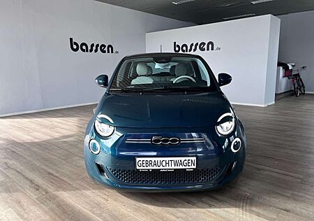 Fiat 500 500e La Prima
