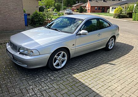 Volvo C70 2.5 T erst 98000 km Top Zustand kein Wartungsstau