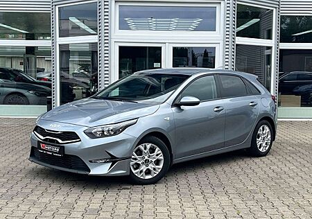 Kia Cee'd Ceed / Ceed 1.5 Spirit NAVI/PDC/CAM/AUTOMATIK/CARPLAY