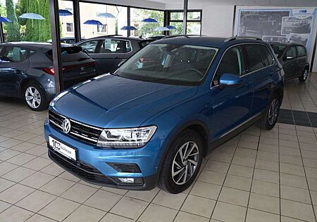 VW Tiguan Volkswagen Sound Navi LED ACC AHK APP KAMERA