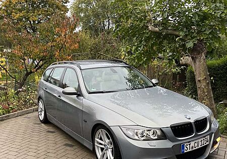 BMW 325 E91 NEU TÜV / PANORAMA / VOLL AUSSTATTUNG